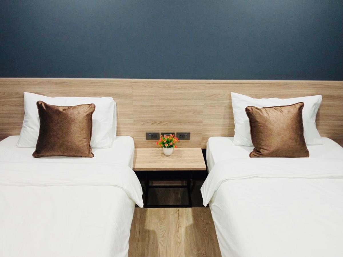 Oblique Apartment - ออฟบลิค อพาร์ทเมนท์ Nonthaburi Dış mekan fotoğraf