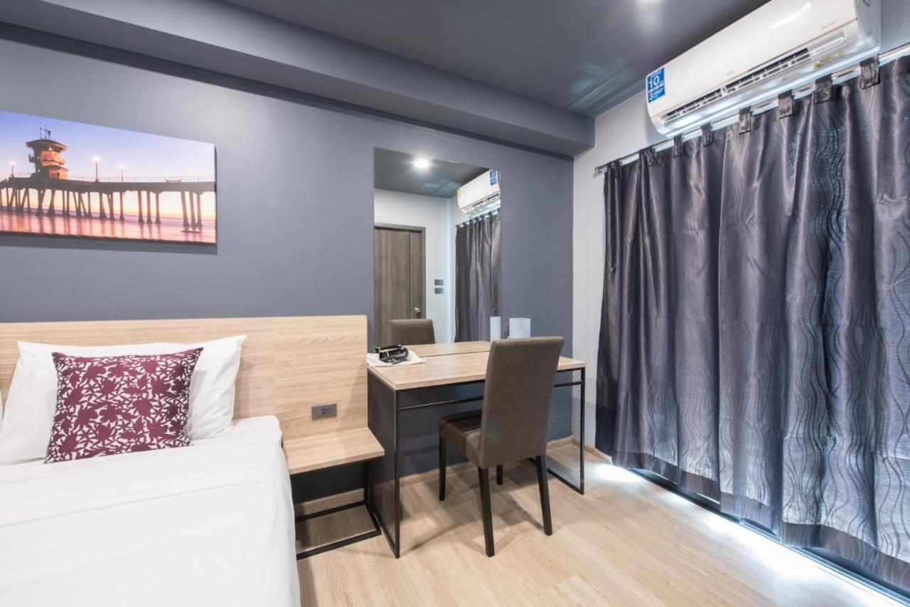Oblique Apartment - ออฟบลิค อพาร์ทเมนท์ Nonthaburi Dış mekan fotoğraf