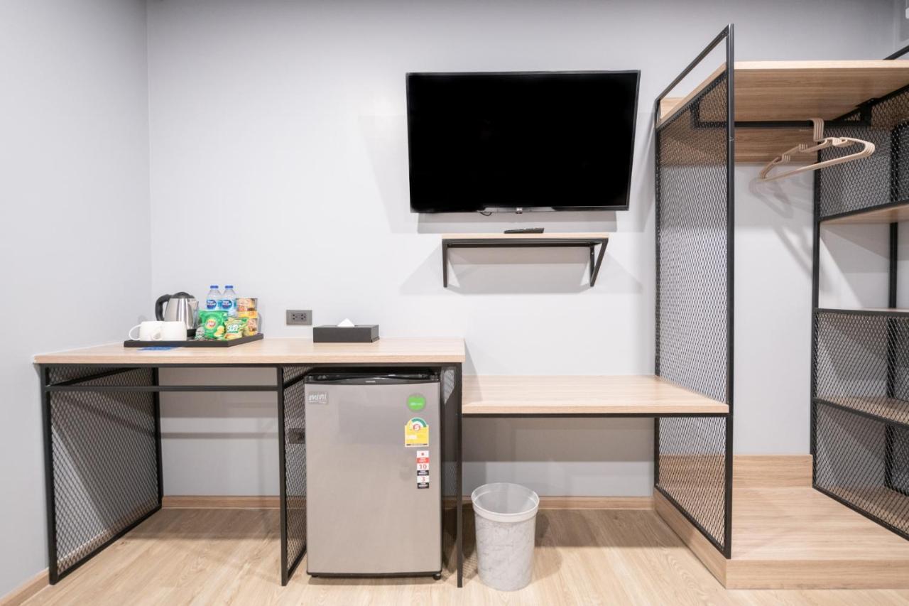 Oblique Apartment - ออฟบลิค อพาร์ทเมนท์ Nonthaburi Dış mekan fotoğraf