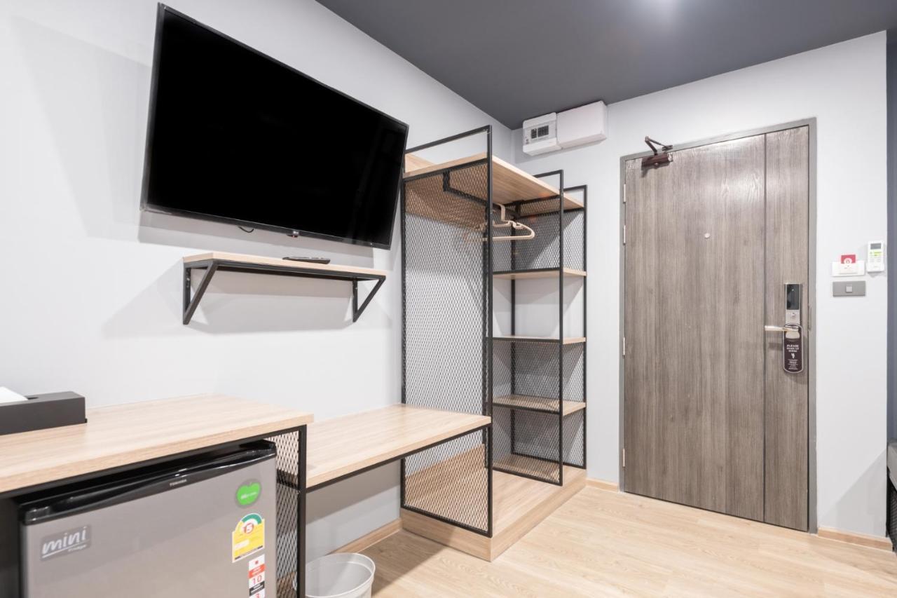 Oblique Apartment - ออฟบลิค อพาร์ทเมนท์ Nonthaburi Dış mekan fotoğraf
